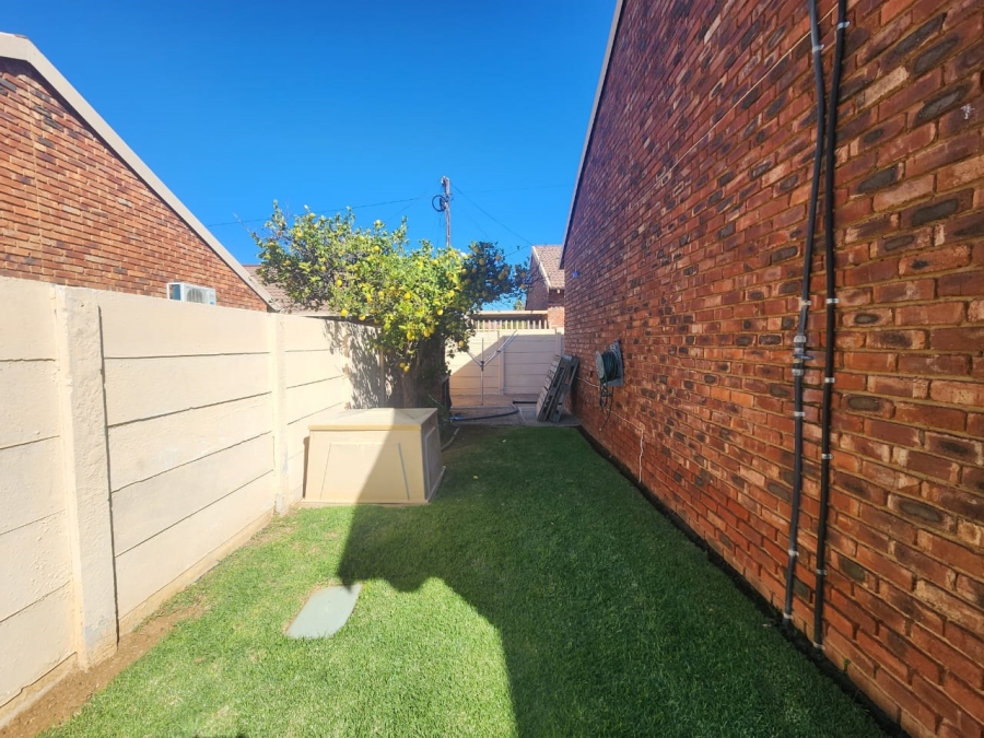 3 Bedroom Property for Sale in Riebeeckstad Free State